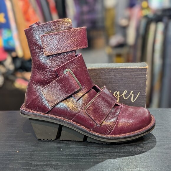 Trippen Shoes - Trippen Secure Plum Ankle Boot